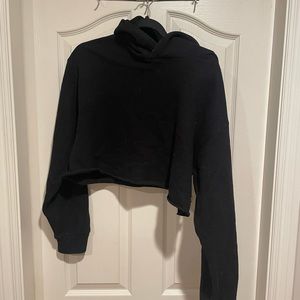 Aritzia TNA Cropped Black Hoodie Size L